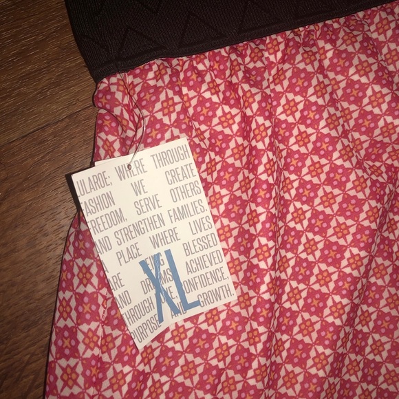 Lularoe XL Lola - Picture 3 of 4